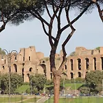 Ych-Exclusive Apartment On Circus Maximus